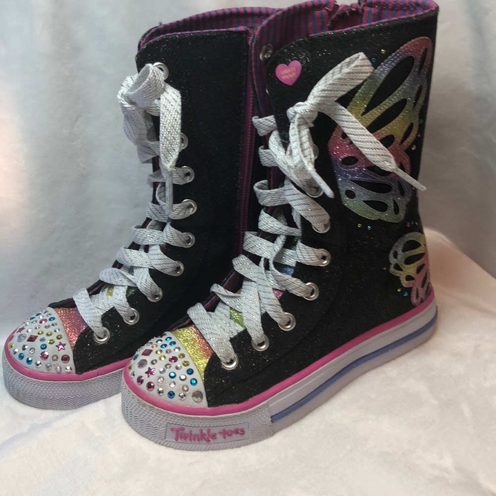 Girls Skechers boot sneakers